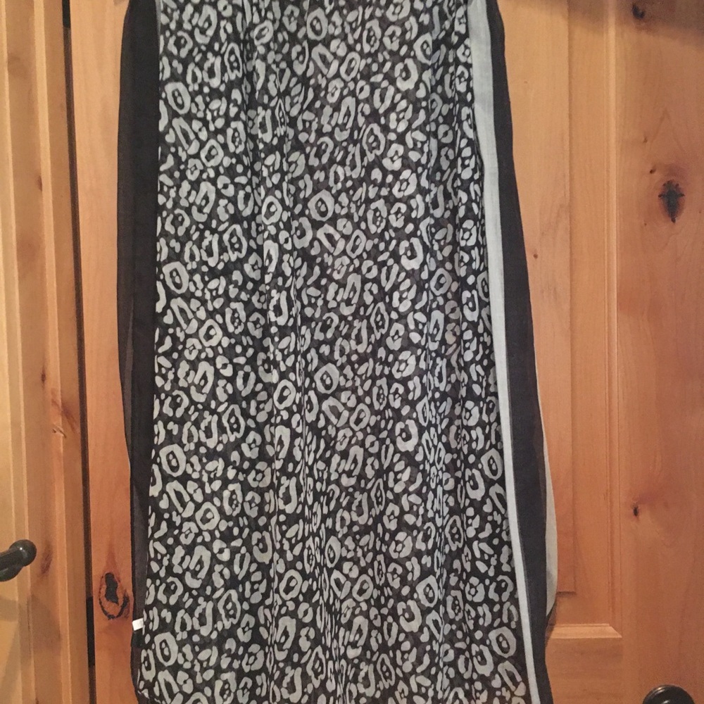 Black/White Cheetah Print w/black & white border